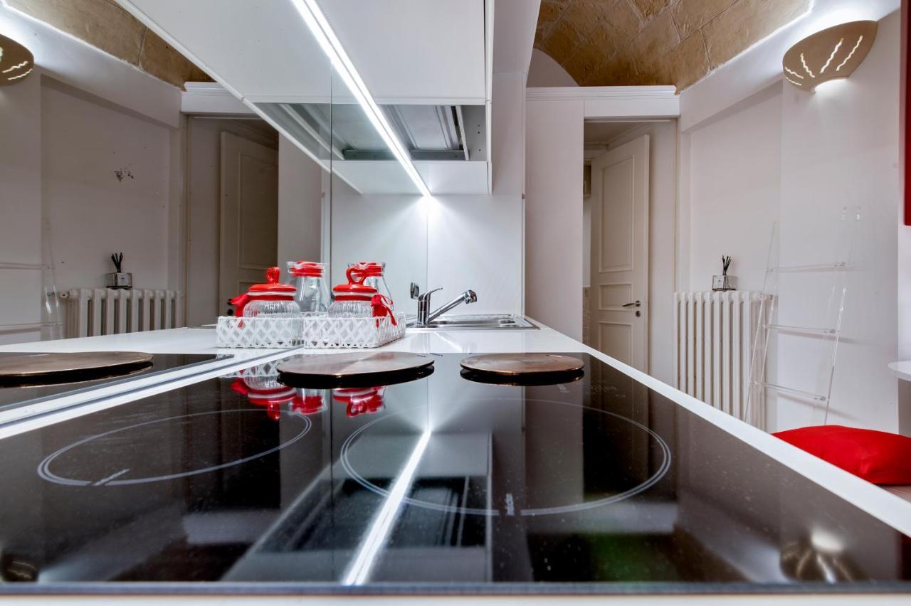לצ'ה Casa Dell'Arco Old Town - Sit Apartment מראה חיצוני תמונה