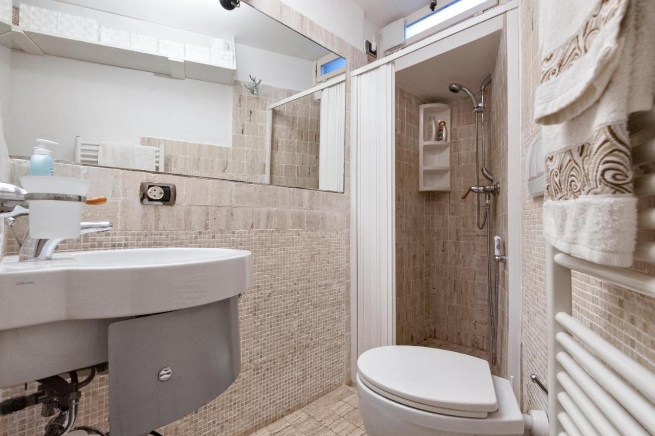 לצ'ה Casa Dell'Arco Old Town - Sit Apartment מראה חיצוני תמונה